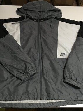 Nike Sportswear Mens XL Windbreaker Reissue Woven Jacket Full Zip Hooded